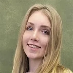 Арина  Сергеевна  Ватолина